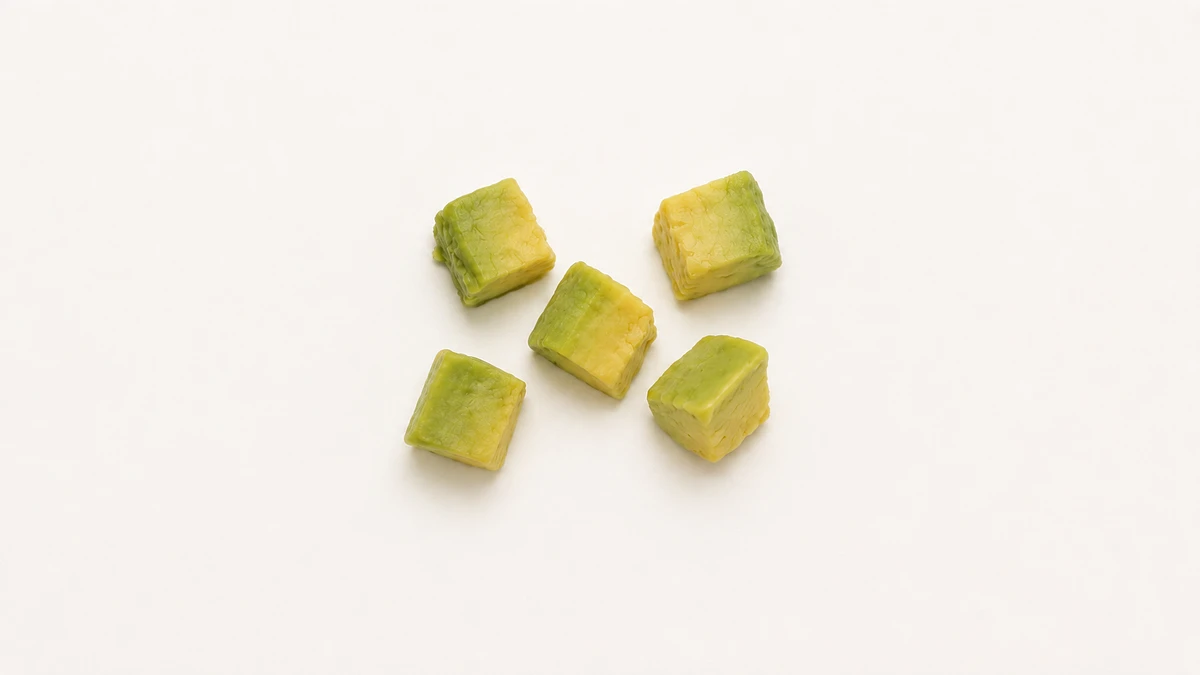 Avocado for babies (9 months old): Small cubes or spread