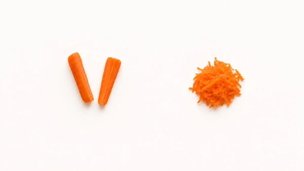 Carrot for babies (24 months old): Raw quartered sticks or raw grated