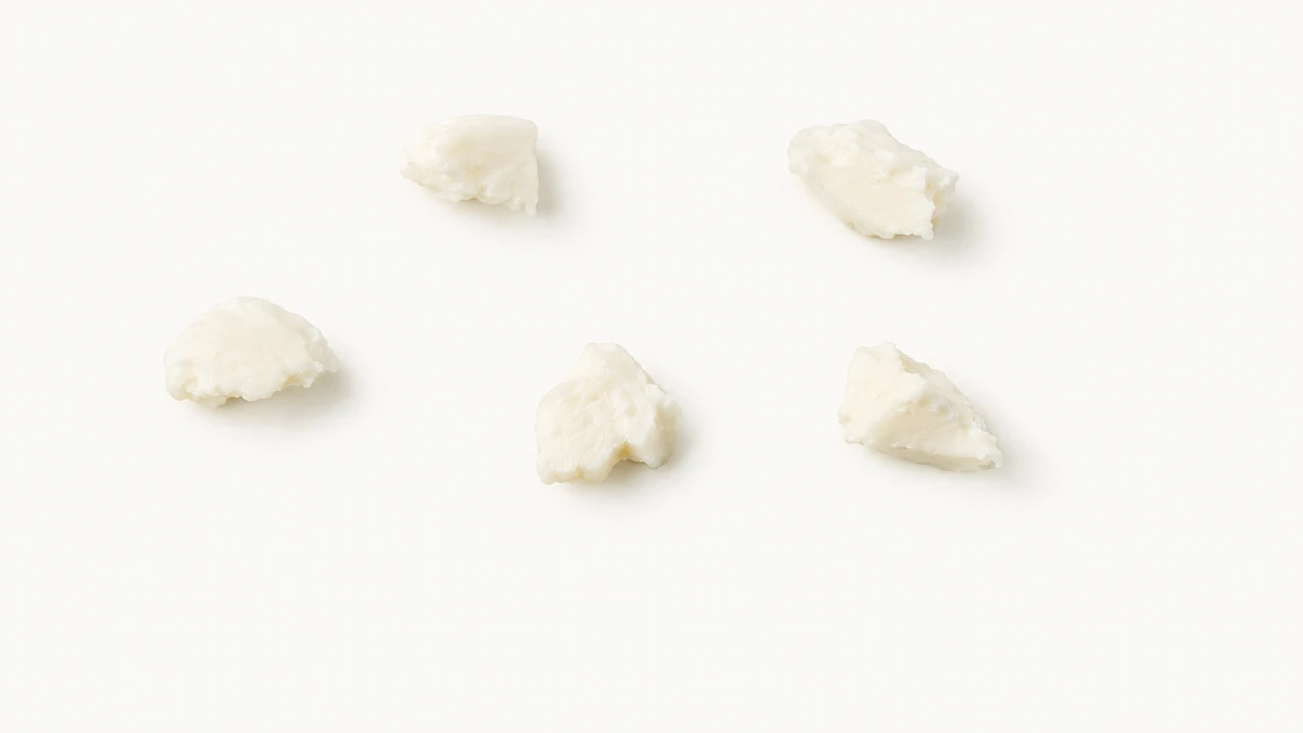 Mozzarella for babies (12 months old): Small pieces, thin strips, or grated