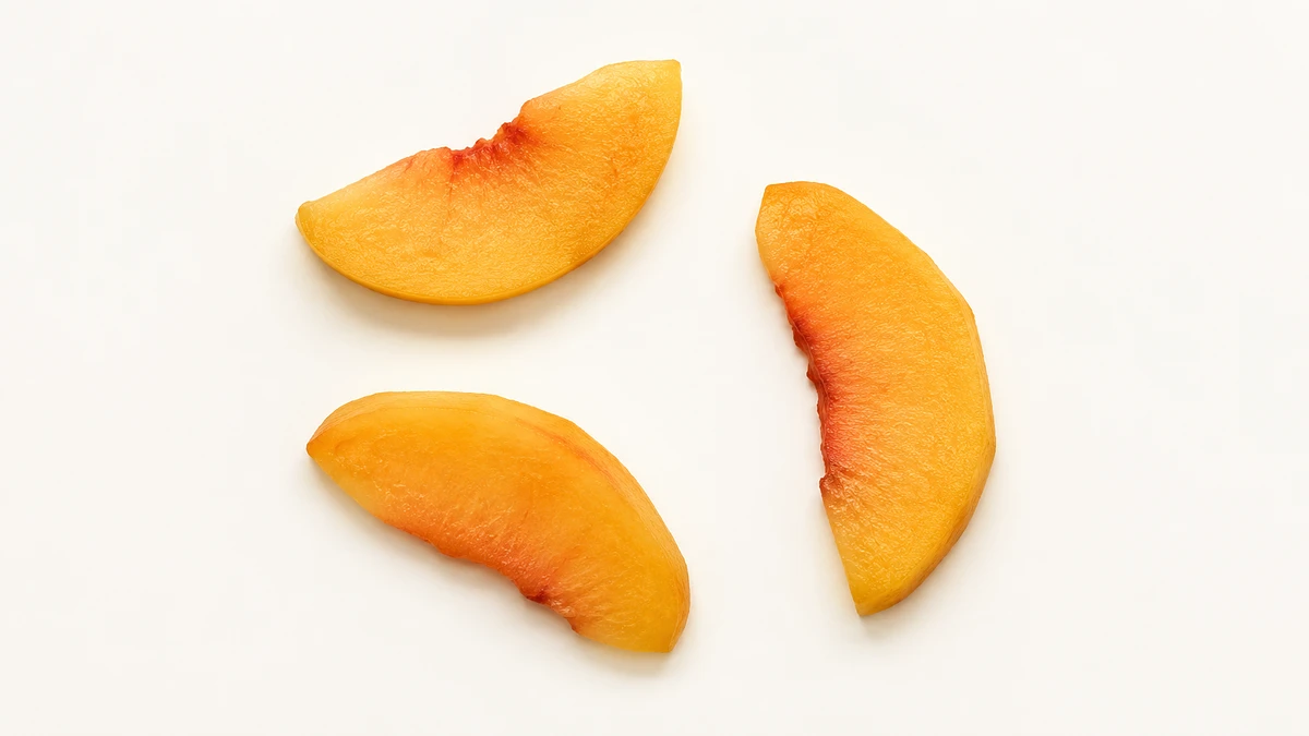 Nectarine for babies (9 months old): Thin peeled slices or soft pieces