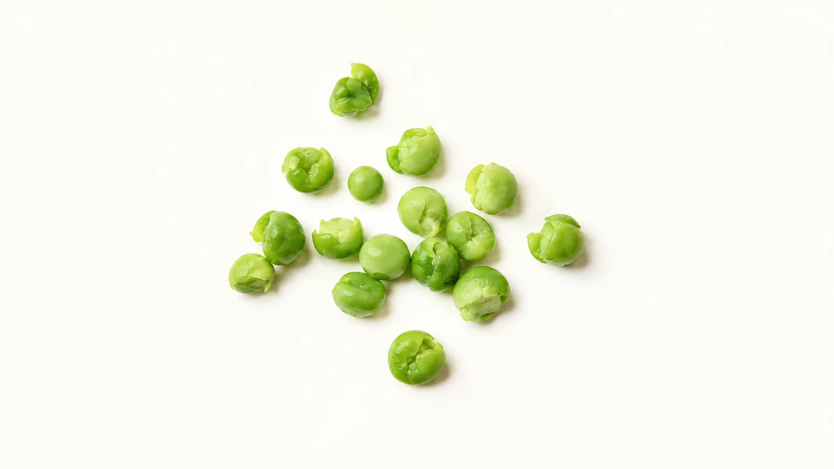 Peas for babies (12 months old): Whole or lightly squashed